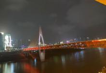 皇冠大扶梯8