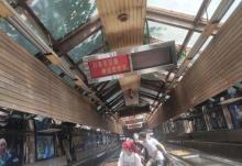 皇冠大扶梯18