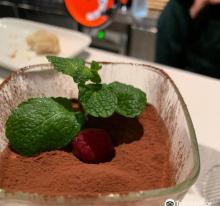 Giabar Bistro Food &amp; Wine Store4