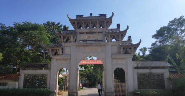 仙湖古寺
