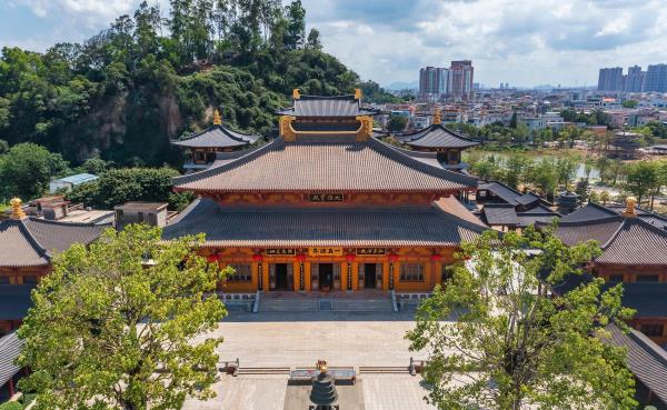 隐秀寺-大雄宝殿