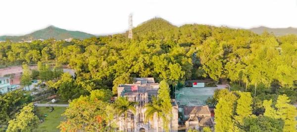 古井百年书香度假村露营地