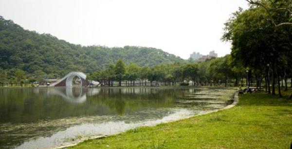 大湖公园