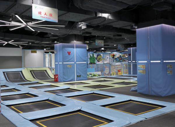 反弹蹦床公园(万达广场江门店)