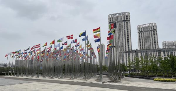 青奥国际风情街