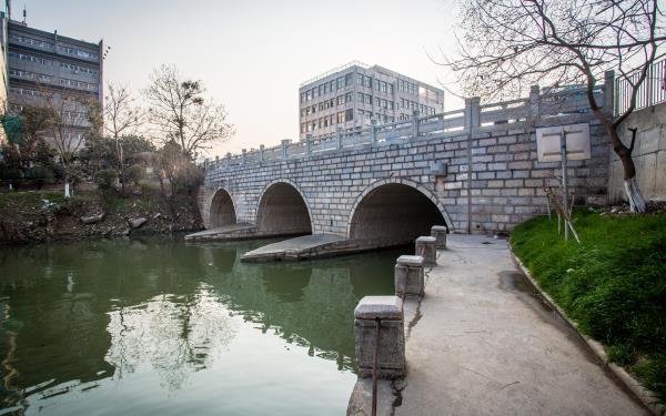 Saihong Bridge