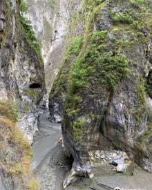 Yanzihkou Trail (Swallow Grotto)2