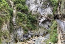 Yanzihkou Trail (Swallow Grotto)3