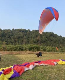 金顶飞行・莫干山滑翔伞中心4