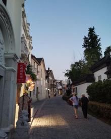 夜游护城河5