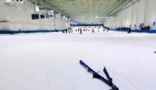 天鹅堡室内滑雪场3