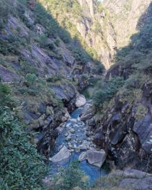 蛟龙大峡谷17