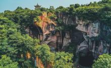 伍山石窟风景区1