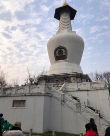 白塔1