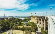 南京长江大桥公园1