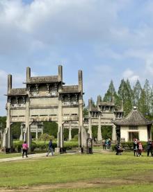 棠樾牌坊群鲍家花园18