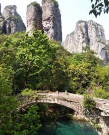 合掌峰4