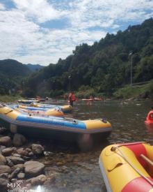 覆卮山冰川漂流5