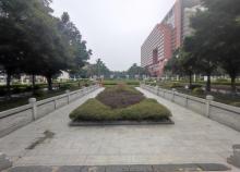 中山大学北门广场1