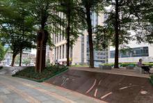 宝安南路街头公园4