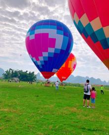 阳朔燕莎航空运动营地9