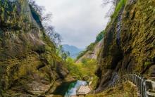 燕子河大峡谷14