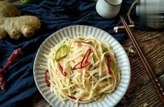 土豆丝怎么炒好吃酸辣土豆丝  家常土豆丝怎么炒好吃又简单
