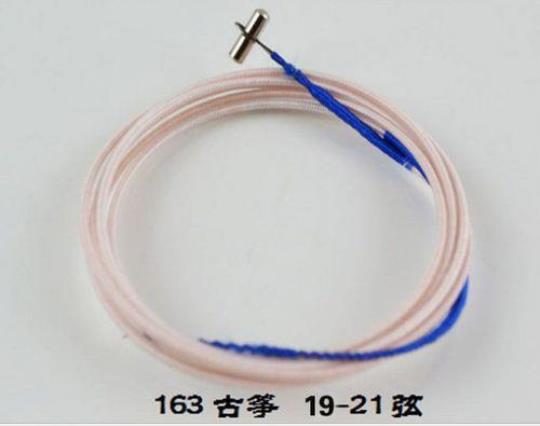 古筝琴弦  古筝目前常用的琴弦有三种