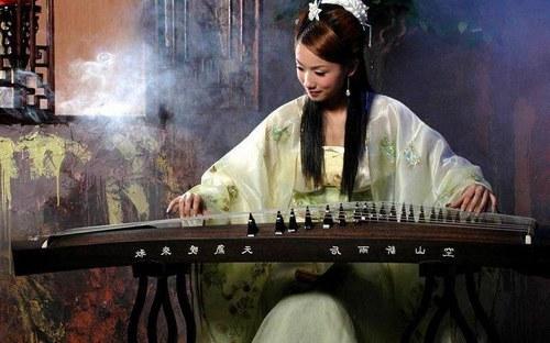 关于古筝的爱情诗句合集(实用) 修炼爱情古筝谱