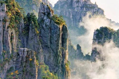 关于形容山重的诗句合集(优选) 形容山重的成语
