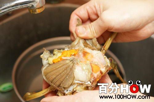 螃蟹的清洗 螃蟹清洗处理方法