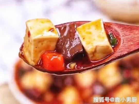猪血炒豆腐