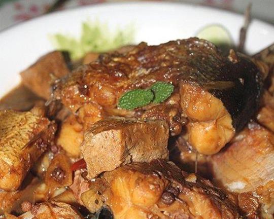 鲢鱼炖豆腐 鲢鱼豆腐汤怎么做好吃窍门