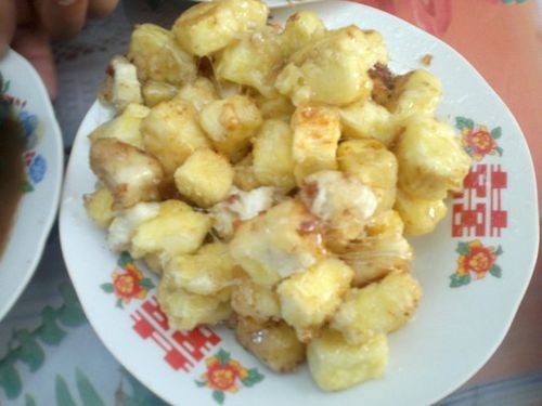 拔丝奶豆腐 拔丝奶豆腐的做法视频