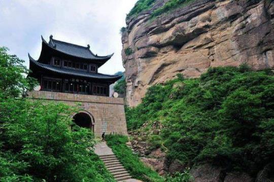 剑门关门票（详解剑门关的景点介绍和门票价格）