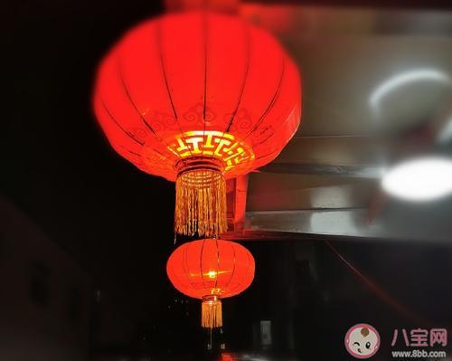 关于除夕夜的句子优美大全 写除夕夜的句子