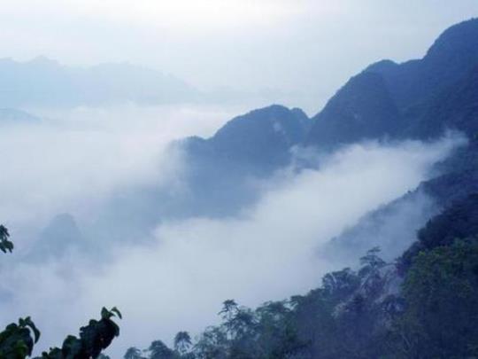 天峨县旅游景点推荐（探寻天峨县最美的风景线路）