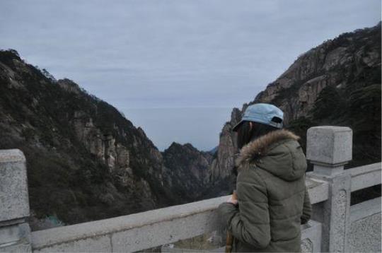 黄山市区旅游攻略（详细游黄山市区的必备指南）