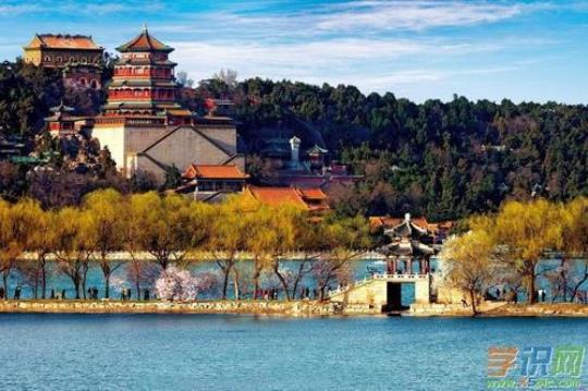 柳湖公园导游词（带你领略柳湖公园的美丽风景）