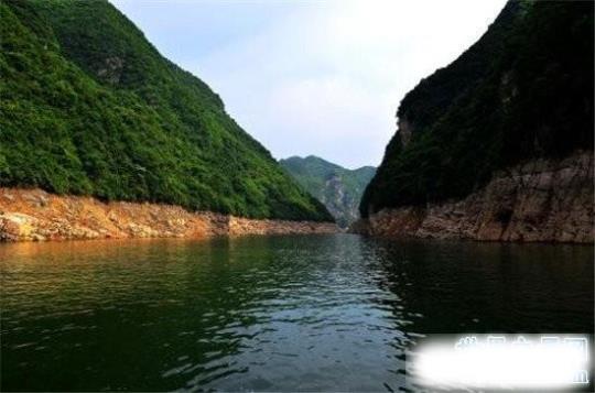 湖北省周边好玩的旅游景点（推荐湖北省周边的旅游胜地）