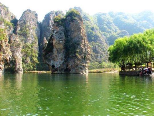 冰峪沟景点(探索冰峪沟的绝美风光)