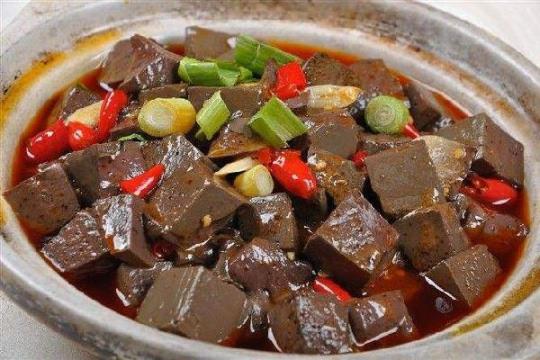新鲜猪血煮得嫩技巧
