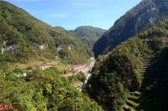 保康旅游景点大全(探索保康美丽的旅游景点)