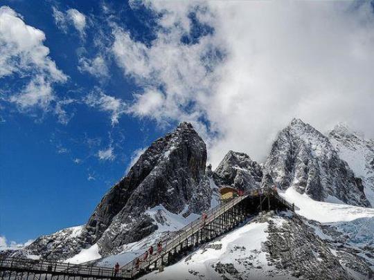 冬季丽江旅游攻略(最佳的冬季旅游体验)