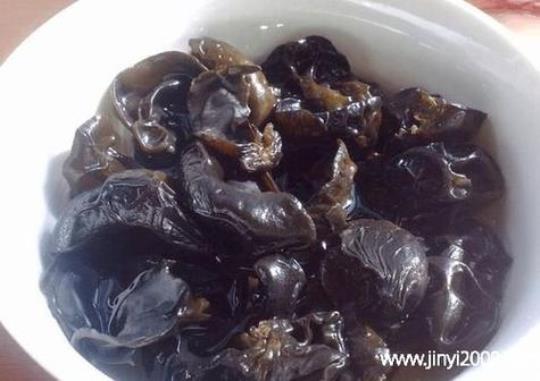 泡发的木耳放冰箱里几天还能吃吗