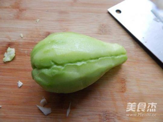 佛手瓜需要去皮吗