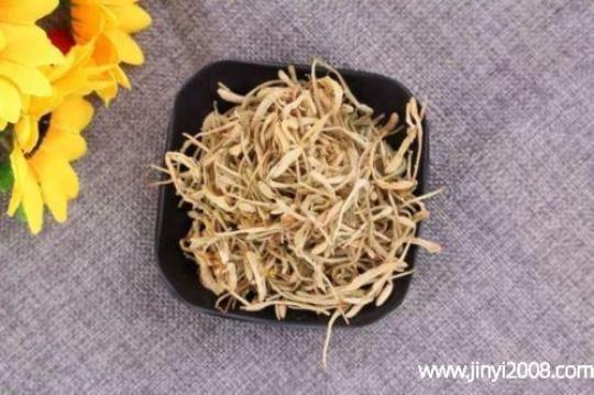 黄芪金银花泡水喝的功效