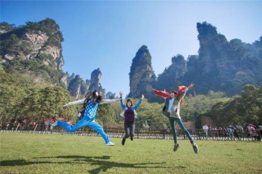 张家界旅游公司推荐及注意事项