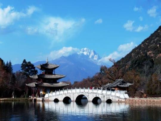 丽江旅行社旅游（畅游丽江，享受美好旅游体验）