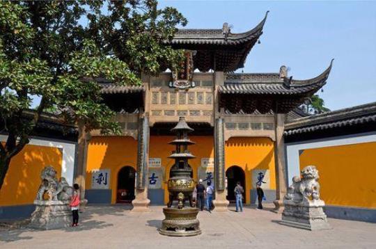 金山寺在哪里？
